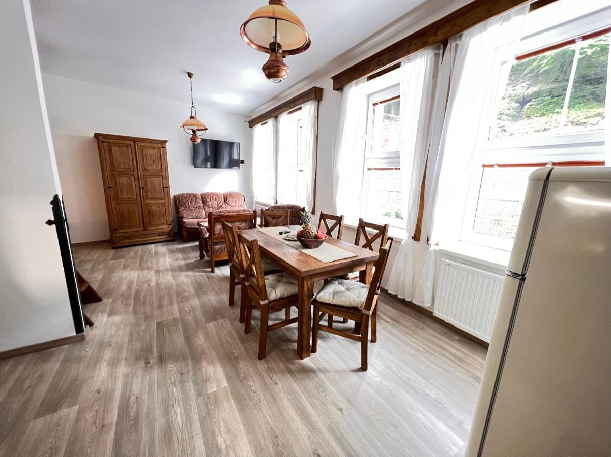 Pension Pod Skalou Hřensko Esterno foto